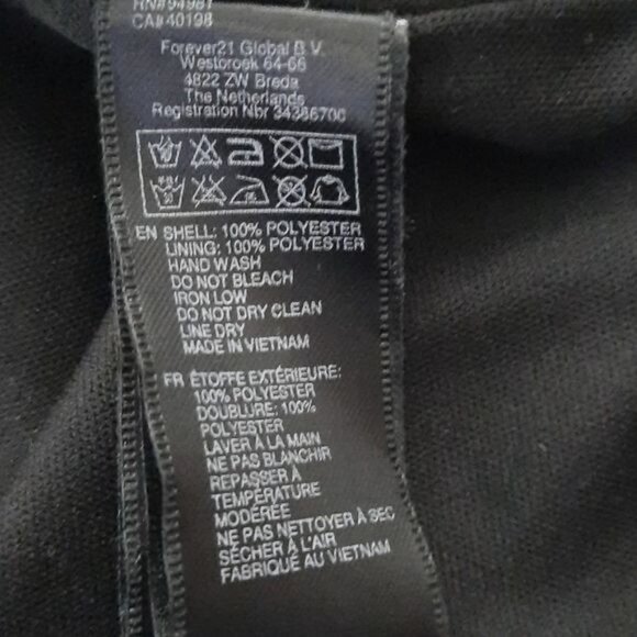 Forever21+ VNeckline Sleeveless Empire Waist Dress Size 3X - Picture 4 of 4